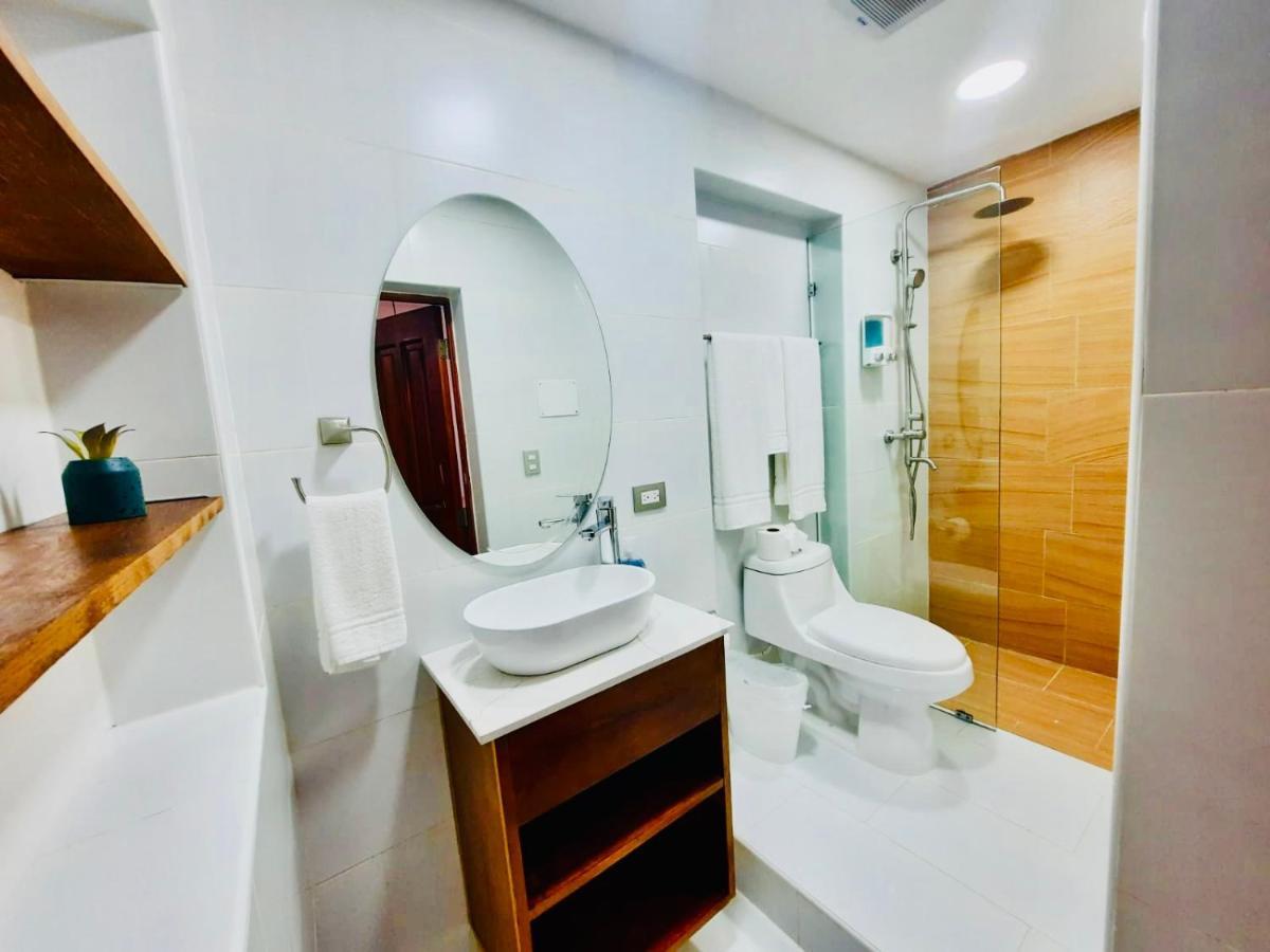 Lovely Beachfront 2 Bedrooms Condo With 2 Pools ลาสแตร์เรนาส ภายนอก รูปภาพ