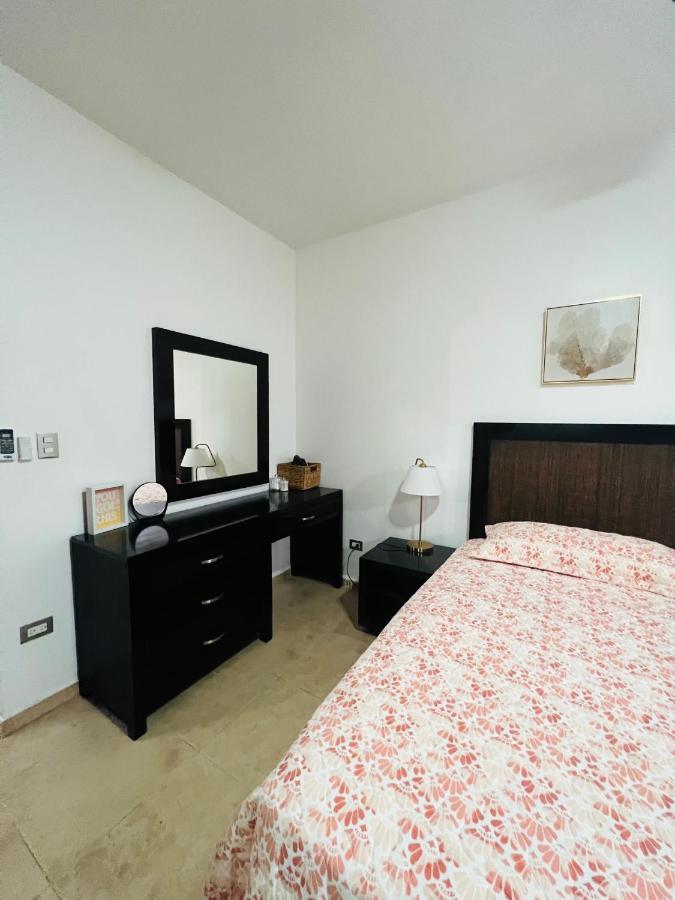Lovely Beachfront 2 Bedrooms Condo With 2 Pools ลาสแตร์เรนาส ภายนอก รูปภาพ
