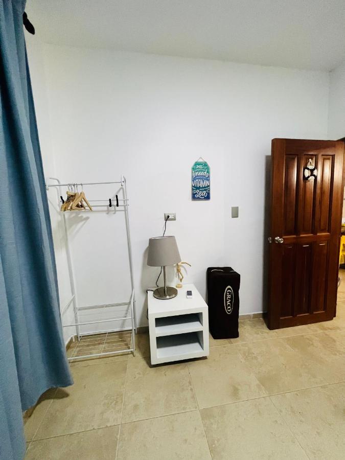 Lovely Beachfront 2 Bedrooms Condo With 2 Pools ลาสแตร์เรนาส ภายนอก รูปภาพ