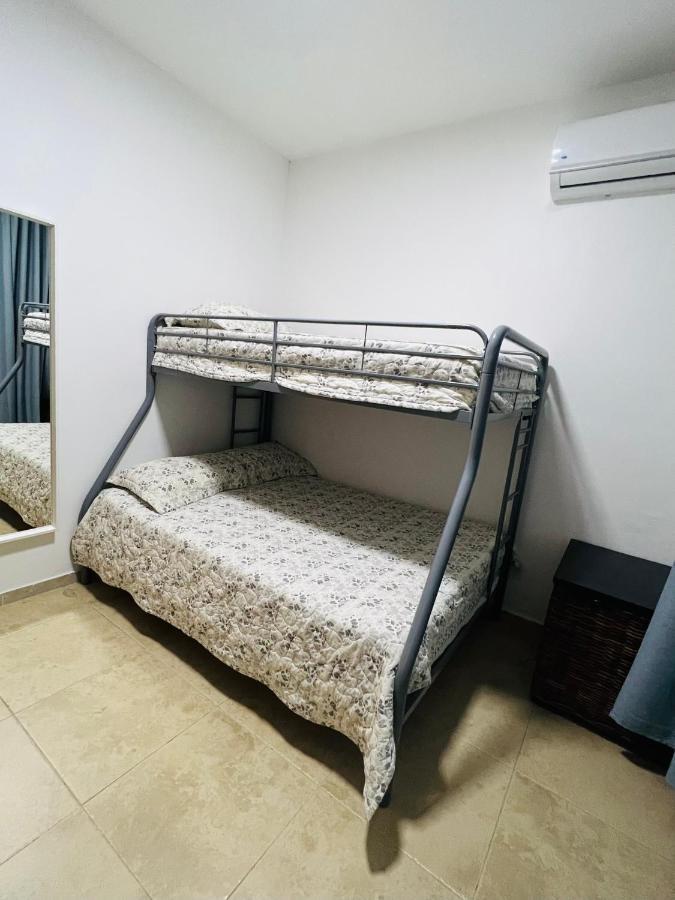 Lovely Beachfront 2 Bedrooms Condo With 2 Pools ลาสแตร์เรนาส ภายนอก รูปภาพ